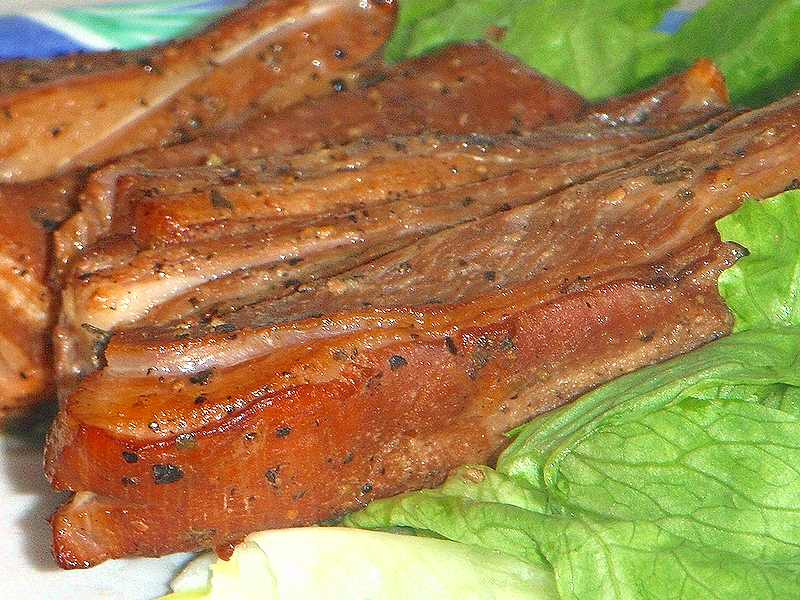 ラム肉スペアリブの燻製