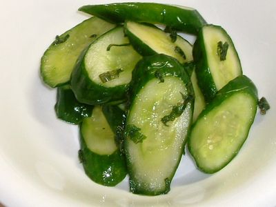 胡瓜と青紫蘇の浅漬け