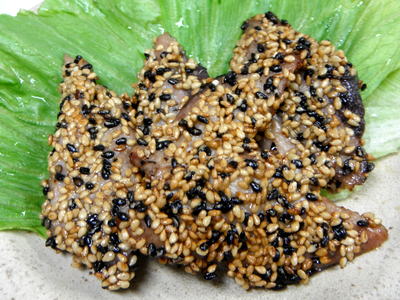 ソウダカツオの胡麻揚げ